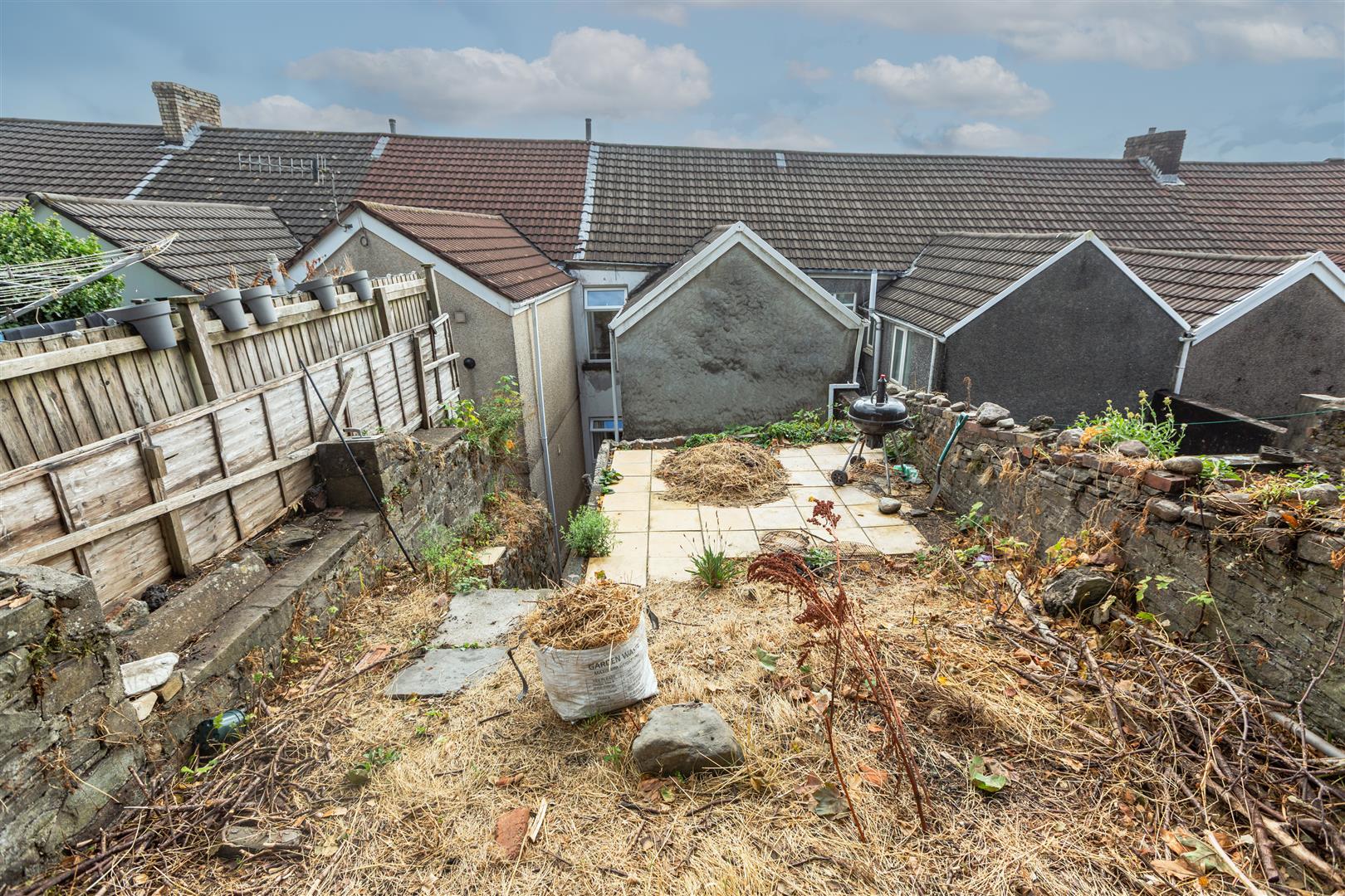 Kinley Street, St. Thomas, Swansea, SA1 8HE